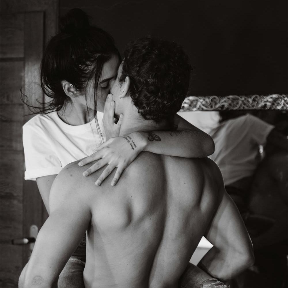 Bir vulvaya oral seks nasıl verilir?